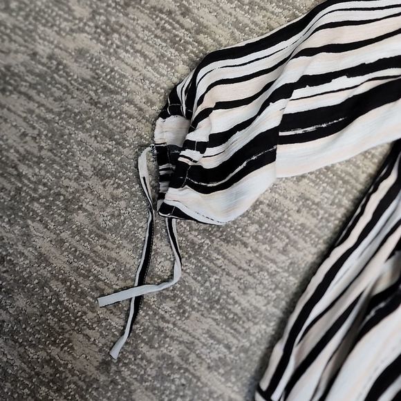 Cato brand top - Picture 8 of 9